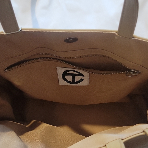 Telfar Tan Tote Bag - Picture 4 of 9